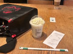 -星巴克臻选(杭州嘉里中心1F店)