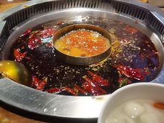 -城墙拐拐火锅(三峡广场黑金冠店)