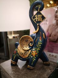 -思妍丽美容