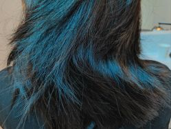 -卡木里发型工作室