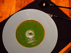 西葫芦瓜汤配扇贝刺身及黑鱼子酱-AZUL by FUEL蓝色·法式酒馆(琶醍店)