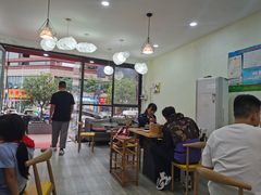 大堂-牛喵喵铜锅牛肉馆