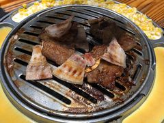 -青瓦炭韩潮烤肉(花园道店)
