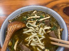 -陈八两面家(华孚写字楼店)