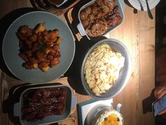 -蜜桃餐厅·伴山(湖滨商业街店)