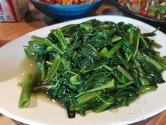 -唐伯虎新派湘菜馆(石夏时代广场店)