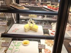 -华辰国际大酒店·西餐厅