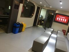 -爱康国宾体检中心(五角场万达广场分院)