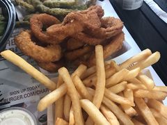 -The Habit Burger Grill 哈比特汉堡(爱琴海店)