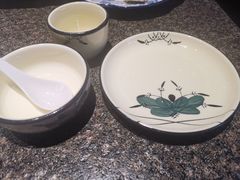 餐具摆设-渔民船说·北塘海鲜·天津菜·海肠捞饭(北塘古镇店)