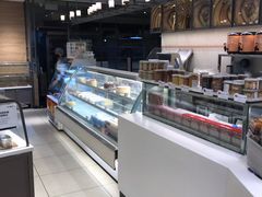 面包甜点陈列柜-BreadTalk面包新语·烘焙蛋糕(东方宝泰广场店)