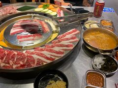 -哈哈碳都·牛肋条无限自助烤肉(台江万达店)
