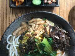 -俏湘私房菜(国贸店)