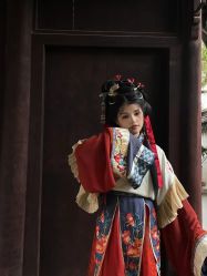 -一揽芳华汉服旗袍体验馆(拙政园店)