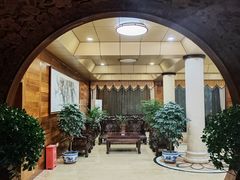 -峨眉山报国寺