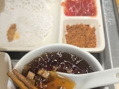 -海底捞火锅(新松江路生日主题店)