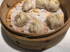 蟹粉小笼包-绿波廊(豫园店)