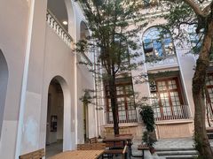 -香港大学