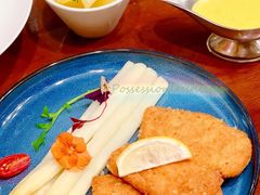 -Brotzeit博璨德国啤酒餐厅(亮马桥官舍店)
