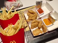-麦当劳(广州新港东路第二分店)