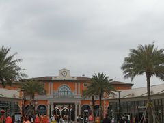 -佛罗伦萨小镇广佛名品奥特莱斯(疏港路店)