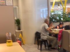 大堂-吕氏疙瘩汤·海鲜新鲁菜(凯德mall新都心店)