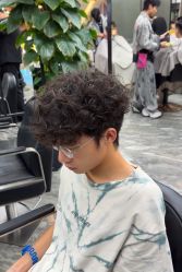 -尤司男士国潮理发馆