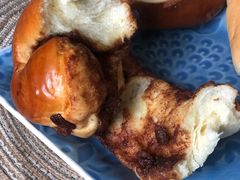 肉桂卷-yeast面包店