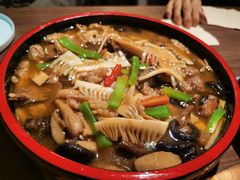 -有红鸡毛店·川菜(建设路店)