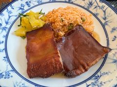 乳猪饭-荟景阁葡国餐厅