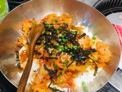芝士肥牛鱼籽石锅拌饭-烤路里·韩国品质自助烤肉(石路天虹4号店)