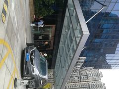 -上海龙之梦万丽酒店