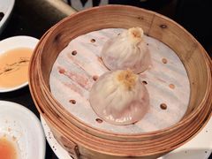 杭州蟹黄小笼包-老头儿油爆虾·知味杭州(爱琴海购物中心)