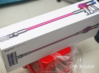 去年入的戴森v7，本来拍完图想在大妈家写评测的