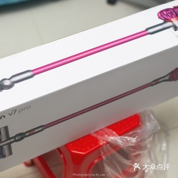 去年入的戴森v7，本来拍完图想在大妈家写评测的