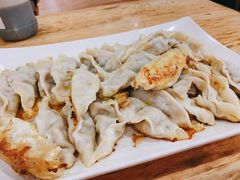 牛肉肉类三鲜双拼-小街锅贴(西工饭庄七分店)