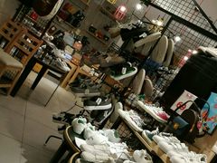 -纪念日百货(江西南昌店)