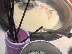 -陈大锅·岳阳鱼馆·地道岳阳菜(美食街店)