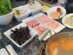 -一席地·本地鸡窝·杭帮鸡火锅(萧山银隆百货店)