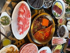 -小天鹅火锅·一线江景洪鼎旗舰店(洪崖洞店)