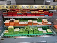 零售区-极有家小鱼小鸡石锅煲(佳兆业店)