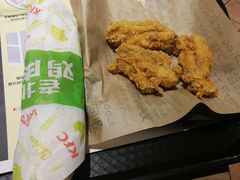 -肯德基(东安路站店)