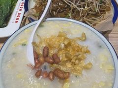荔湾艇仔粥-荔银肠粉·非遗手藝(夫子庙店)