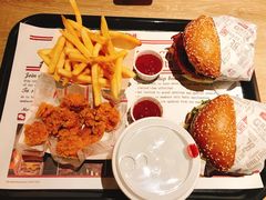 -The Habit Burger Grill 哈比特汉堡(复兴soho店)