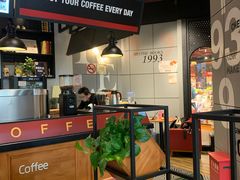 -西西弗书店&矢量咖啡(凯德晶萃广场店)