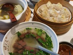 -馋三尺蟹粉小笼(人民广场店)