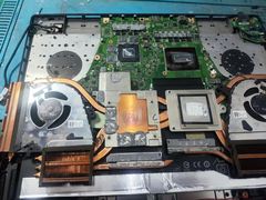 -华硕电脑ROG玩家国度·售后维修中心(虹桥天街店)