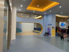 -戊辰亲子游泳俱乐部