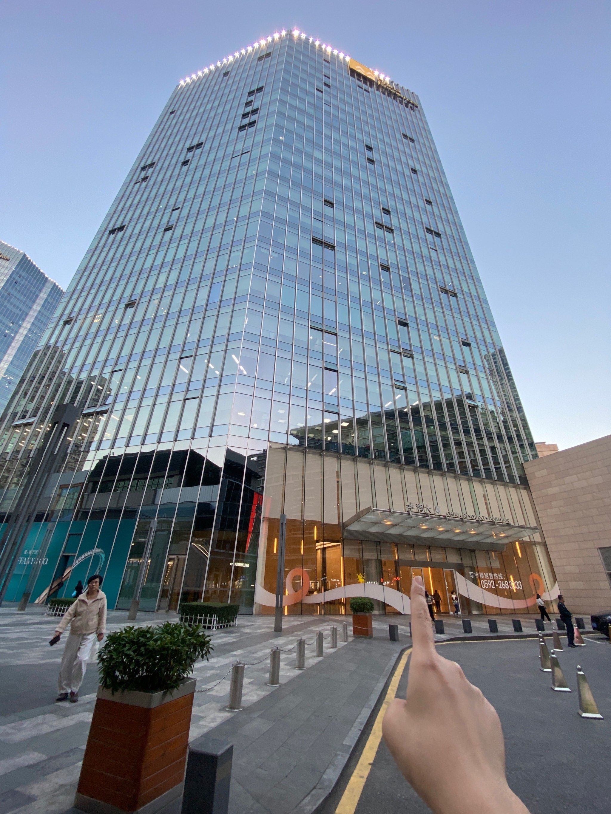 在厦门湖东地铁口!在厦门湖东地铁口!