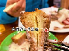 招牌漏奶华-澳门陈光记烧味饭店(南京德基广场店)